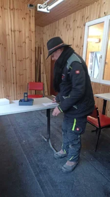 Foto des Albums: Drei Haselnuss Pokal