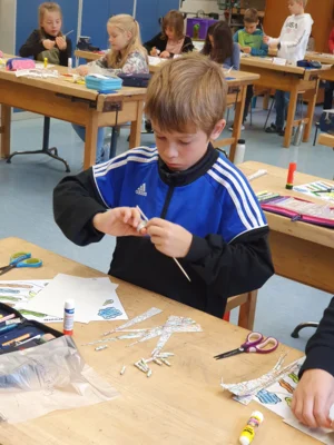 Foto des Albums: Upcycling - aus alt mach neu im WG Unterricht der vierten Klassen