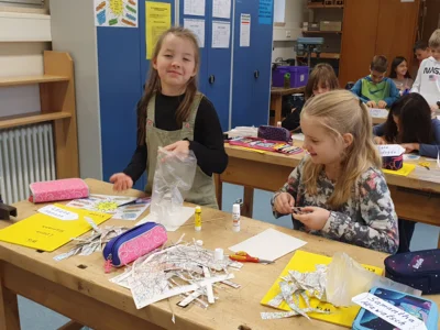 Foto des Albums: Upcycling - aus alt mach neu im WG Unterricht der vierten Klassen