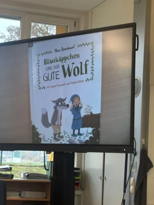 Foto des Albums: Vorlesetag im Schulhaus Wollbach