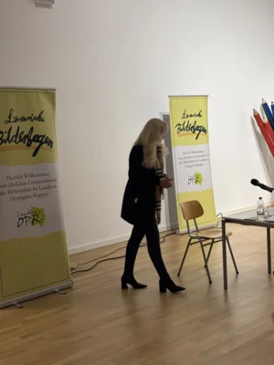 Foto des Albums: Bilder Lesung Caren Benedikt - Literarischer Bilderbogen