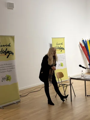 Foto des Albums: Bilder Lesung Caren Benedikt - Literarischer Bilderbogen