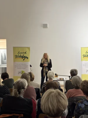 Foto des Albums: Bilder Lesung Caren Benedikt - Literarischer Bilderbogen
