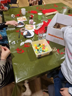 Foto des Albums: Bastelburg für Kinder