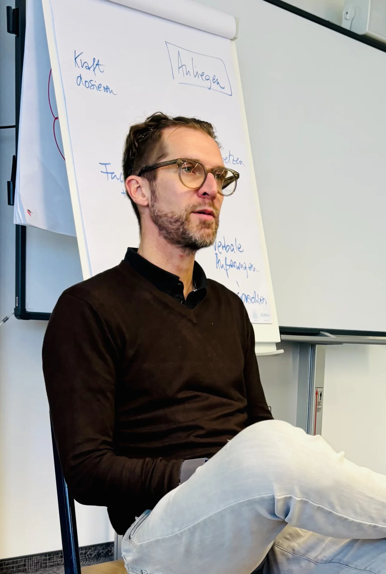 Bild: Dozent erklärt