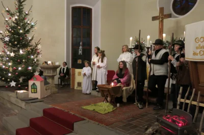 Foto des Albums: Christvesper und Krippenspiel in der Bergkirche Oelze