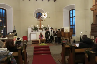 Foto des Albums: Christvesper und Krippenspiel in der Bergkirche Oelze