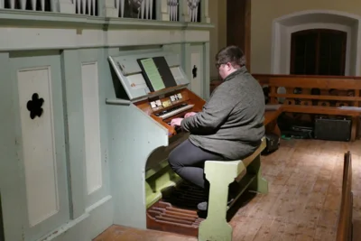 Foto des Albums: Christvesper und Krippenspiel in der Bergkirche Oelze