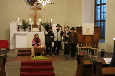 Foto des Albums: Christvesper und Krippenspiel in der Bergkirche Oelze