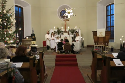 Foto des Albums: Christvesper und Krippenspiel in der Bergkirche Oelze