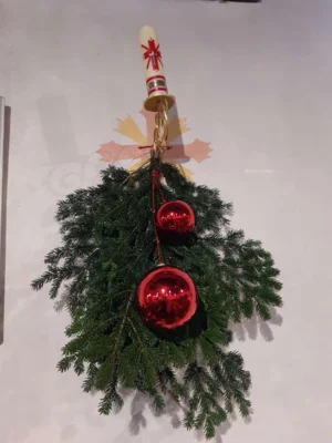 Foto des Albums: Christbäume aufstellen/schmücken 2025