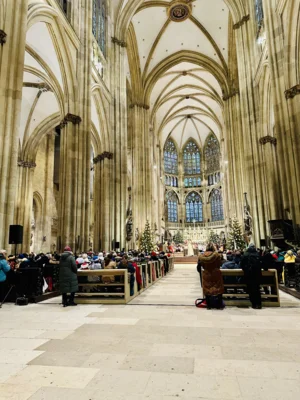 Foto des Albums: Sternsingeraussendung im Regensburger Dom