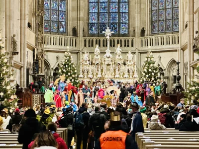 Foto des Albums: Sternsingeraussendung im Regensburger Dom