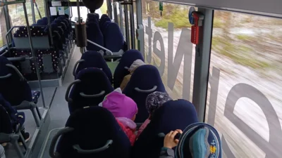Foto des Albums: Busschule