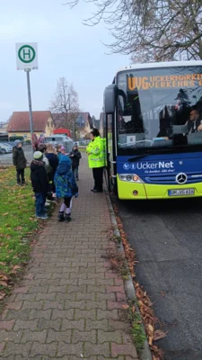 Foto des Albums: Busschule