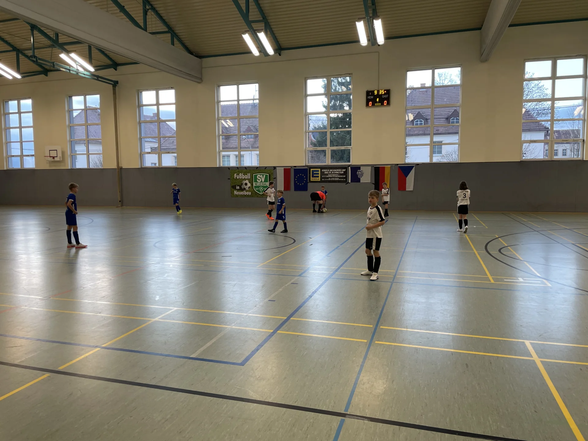 Bild: 251207 Halle FCO 8940