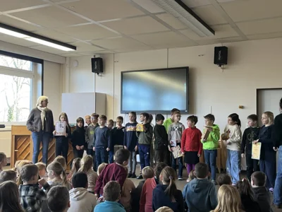 Foto des Albums: Warnwesten