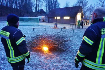 Das Feuer macht noch keinen Eindruck 