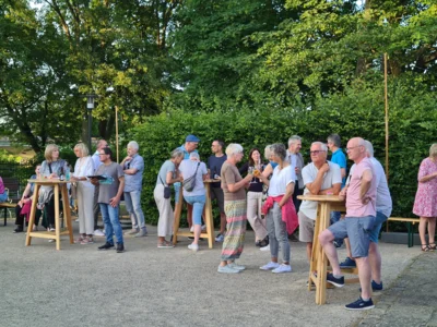 Foto des Albums: ALLERHAND AM ALLERSTRAND :-)) : Super Open-Air-Event mit HEAVY SILENCE bei herrlich sommerlichen Temperaturen