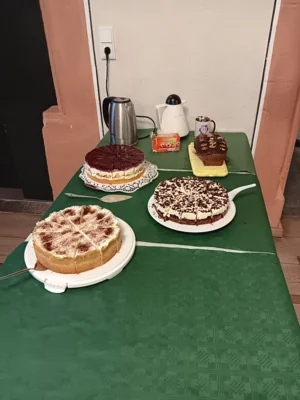 die Torten  (Bild vergr&ouml;&szlig;ern)