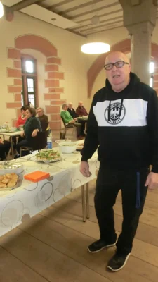 ... er&ouml;ffnet ...  (Bild vergr&ouml;&szlig;ern)