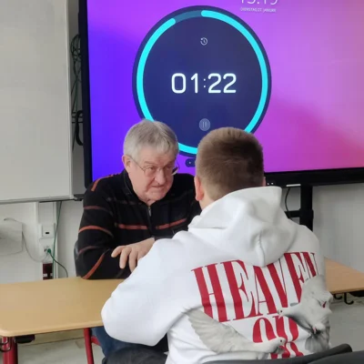 Foto des Albums: Politik zum Anfassen: Speed-Dating mit Politikerinnen und Politikern an der Regelschule „Anna Sophia“ (28.​01.​2026)