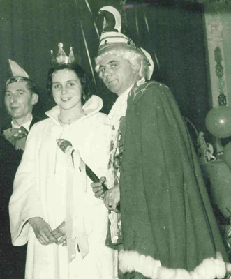 Foto des Albums: Karneval im Frauenkreis Oelze