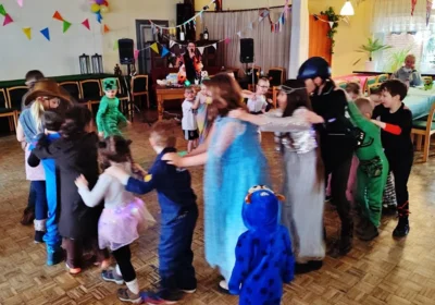 Hier fliegen gleich die L&ouml;cher aus dem K&auml;se 