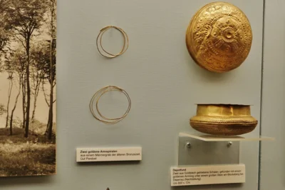 Goldschalen aus Depenau, nat&uuml;rlich Repliken 