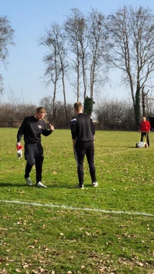 Foto des Albums: Arbeitseinsatz auf dem Sportplatz am 07.03.02026