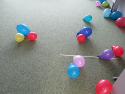 Luftballontanz war sehr beliebt. 
