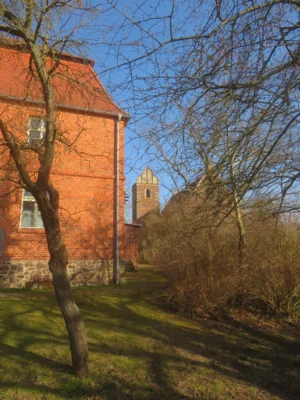 Foto des Albums: Jährliche Konfi-Freizeit im Alten Pfarrhaus Klöden mit Besuch der Prettiner Lichtenburg und der Bücherkirche Axien