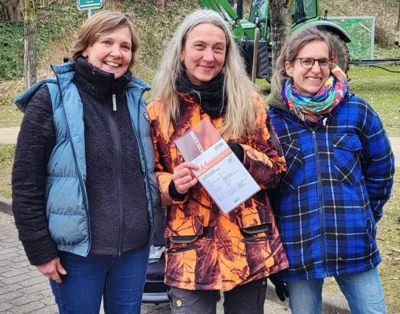 Frauke Pape (v li ), Margret Siebe und Ute M&uuml;hlenberg 