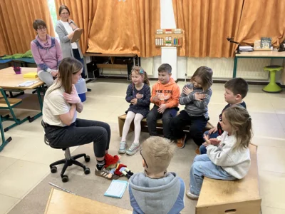 Foto des Albums: Schulbesuch & Holafee