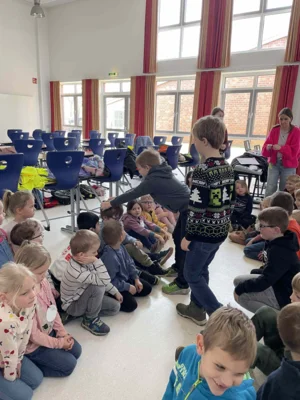 Foto des Albums: Schulbesuch & Holafee