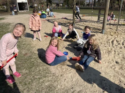 Foto des Albums: Schulbesuch & Holafee