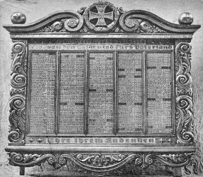 Gedenktafel f&uuml;r die Kriegstoten, enth&uuml;llt im April 1921 