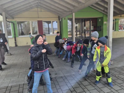 Foto des Albums: In Lumbris Welt - Ein spannender Projekttag rund um den Regenwurm