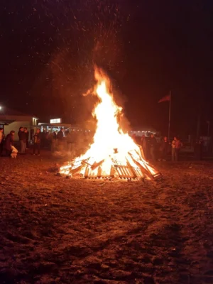 Foto des Albums: 2026-04-04 Osterfeuer