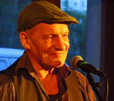 Foto des Albums: WETTERMANN - Axel Rapp & Band feiert Lyrik in Noten und Grooves, bis am Ende das Publikum tanzt
