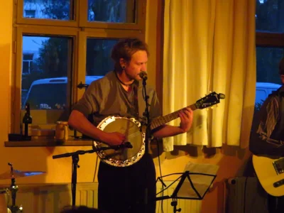 Foto des Albums: WETTERMANN - Axel Rapp & Band feiert Lyrik in Noten und Grooves, bis am Ende das Publikum tanzt