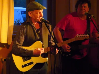 Foto des Albums: WETTERMANN - Axel Rapp & Band feiert Lyrik in Noten und Grooves, bis am Ende das Publikum tanzt