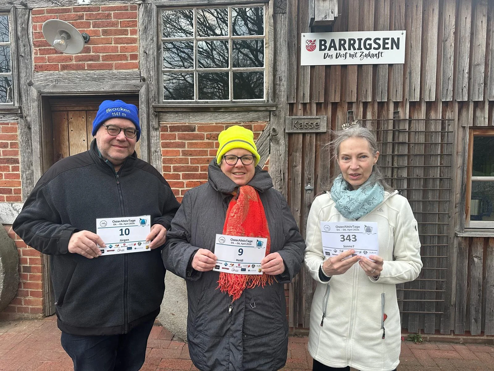 Bild: Die 3 Yogis Jürgen, Heidi und Kaja......