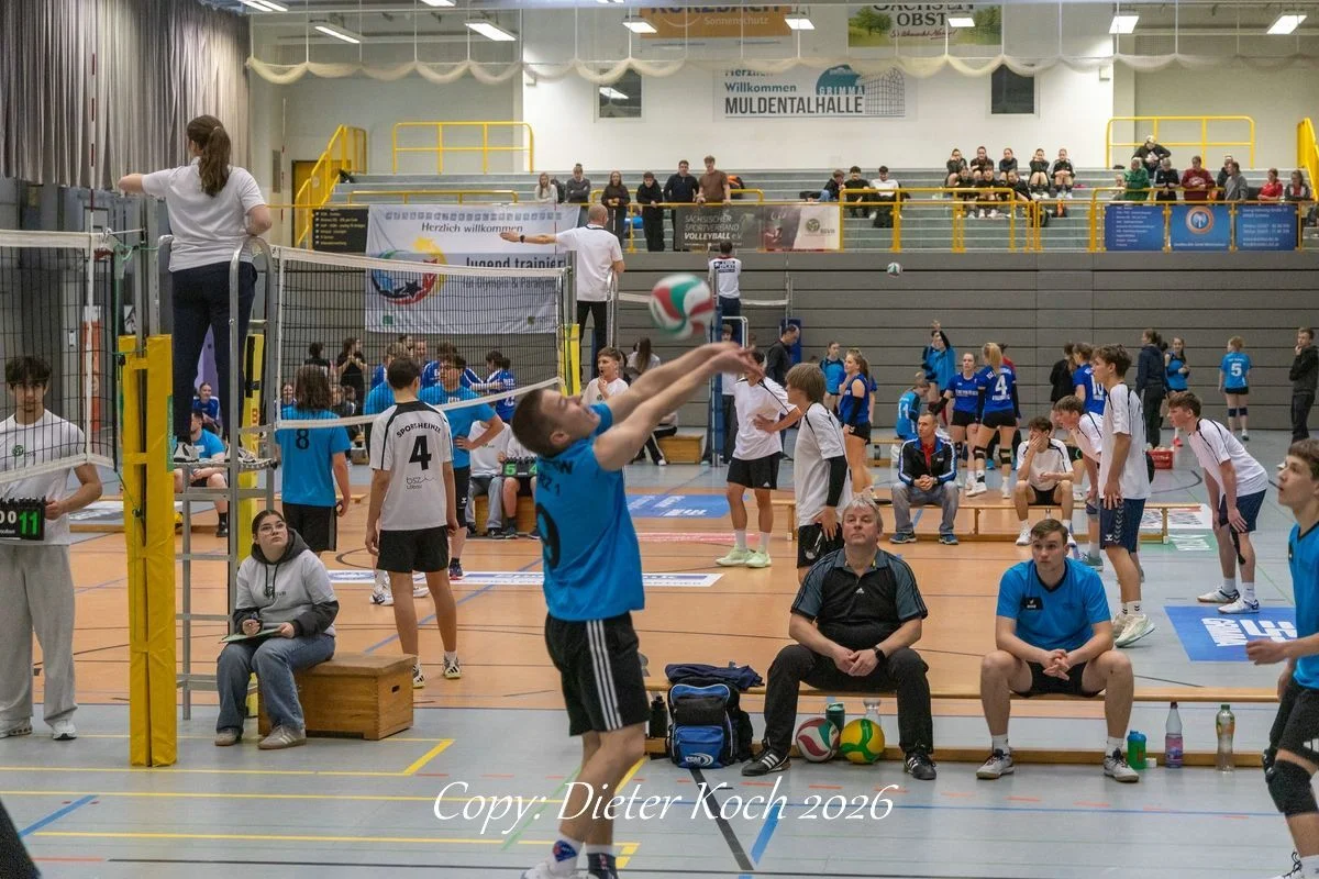 Bild: Sporthalle während verschiedener Spiele