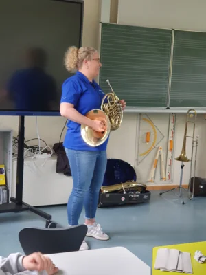 Foto des Albums: Besuch des Musikvereins Wollbach im Schulhaus Hollstadt