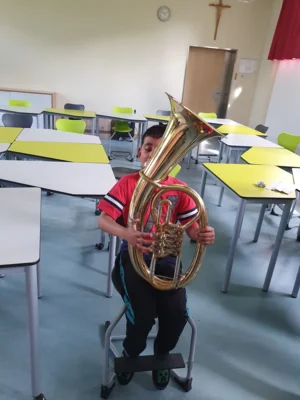 Foto des Albums: Besuch des Musikvereins Wollbach im Schulhaus Hollstadt