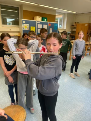 Foto des Albums: Besuch des Musikvereins Wollbach im Schulhaus Hollstadt