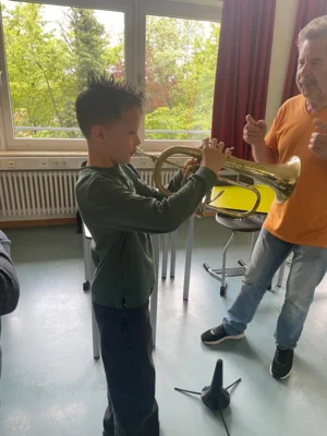 Foto des Albums: Besuch des Musikvereins Wollbach im Schulhaus Hollstadt