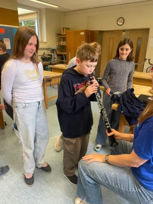 Foto des Albums: Besuch des Musikvereins Wollbach im Schulhaus Hollstadt
