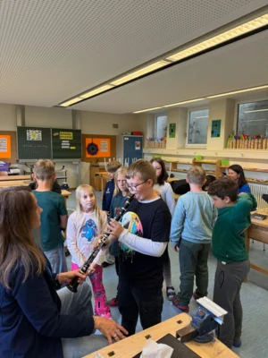 Foto des Albums: Besuch des Musikvereins Wollbach im Schulhaus Hollstadt